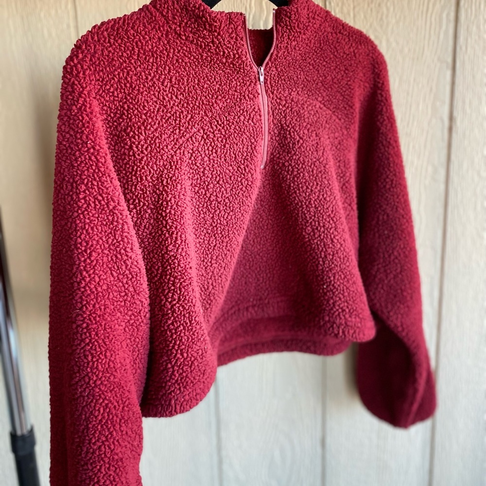 Fluffy jacket with collar (cropped)